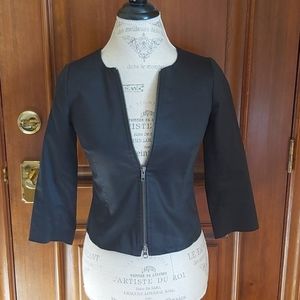 Short black fitted blazer